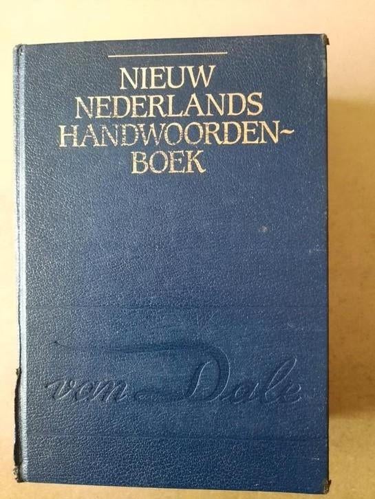 Van Dale Nieuw Nederlands Handwoordenboek, Ophalen of Verzenden, Gelezen, Van Dale, Nederlands