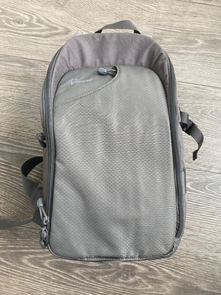 Lowepro Transit sling 250 AW - Nieuw, Enlèvement ou Envoi, Neuf, Lowepro