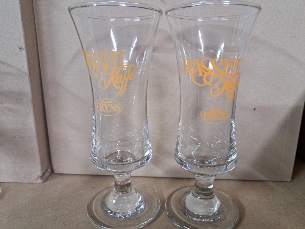 2 glazen Hasselt Kaffe Fryns, Enlèvement, Comme neuf, Verres et Verres à shot