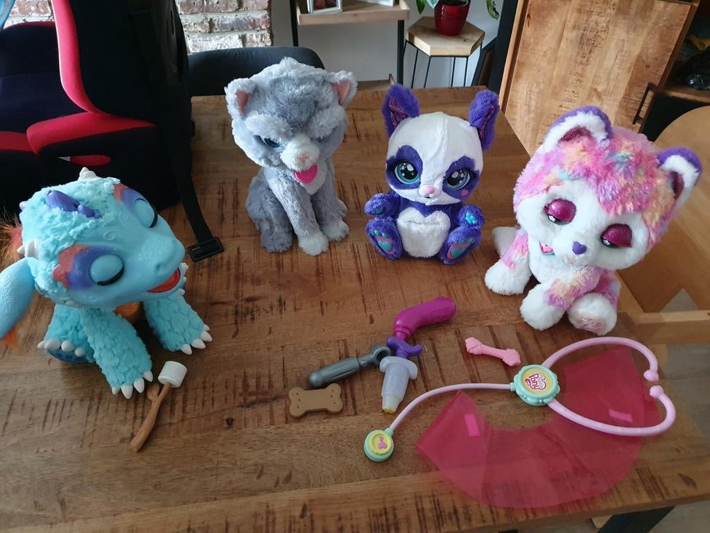 Fureal interactieve dieren, Ophalen