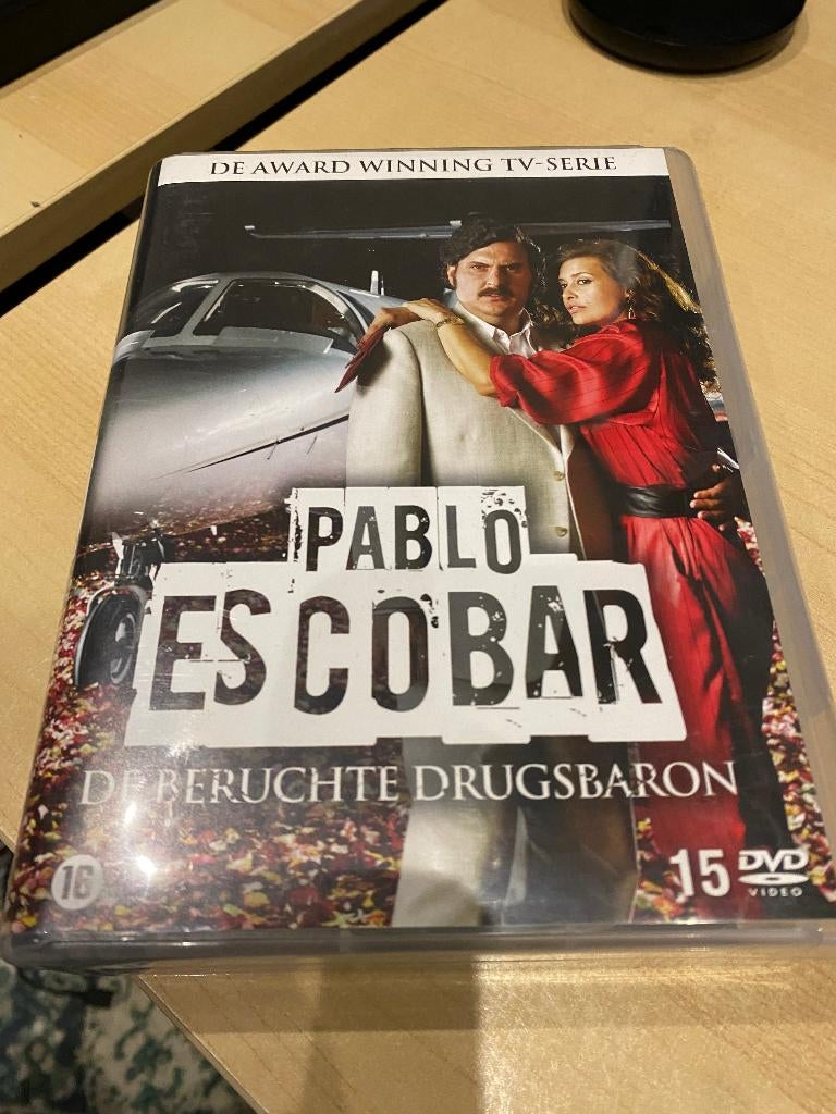 Coffret DVD Pablo Escobar, Enlèvement ou Envoi, Comme neuf