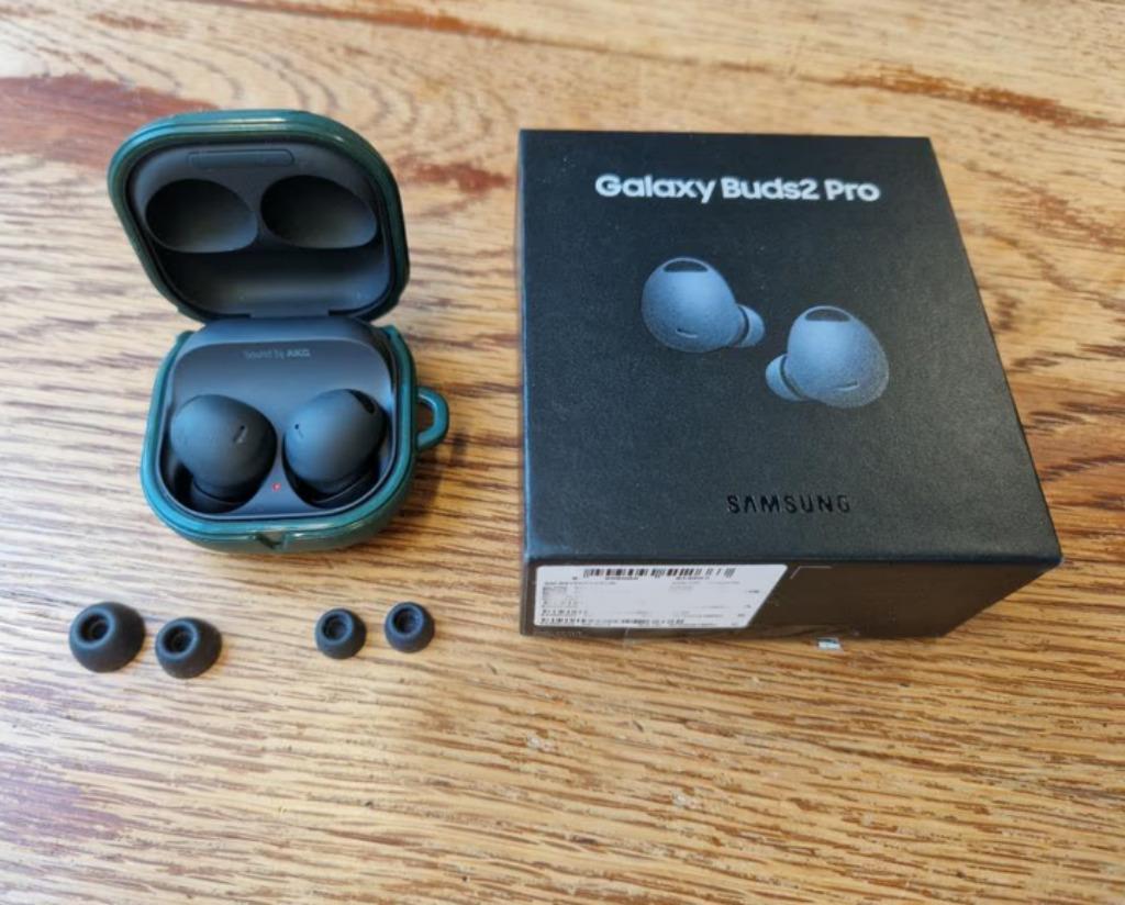 Galaxi buds2 PRO, dus niet de gewone Buds2, Telecommunicatie, Mobiele telefoons | Oordopjes, Ophalen of Verzenden, Nieuw, In oorschelp (earbud)