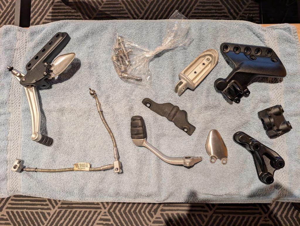 Forward Foot Controls Kit - Triumph Rocket 3, Ophalen, Gebruikt