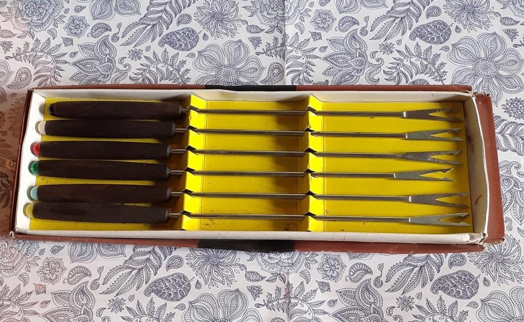 6 fourchettes pour fondue bourguignonne ou fromage, Ophalen of Verzenden, Zo goed als nieuw, Overige materialen