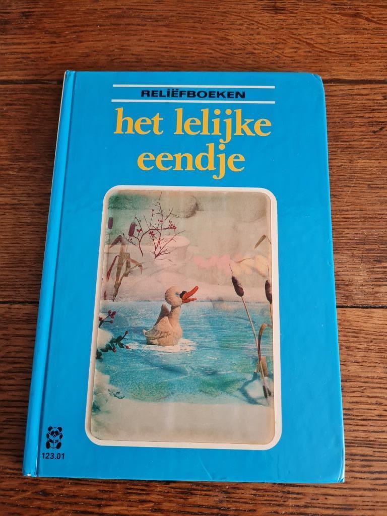 boek - het lelijke eendje, Boeken, Ophalen of Verzenden