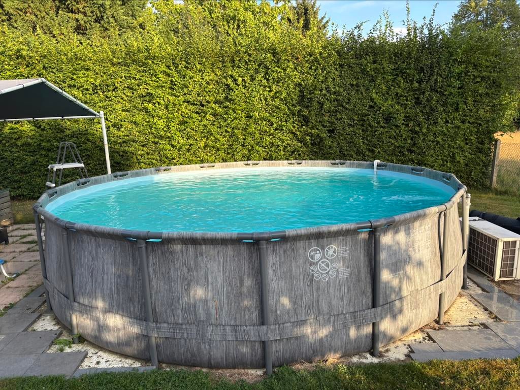 Piscine complète INTEX PRISM 549x122 cm avec pompe à chaleur, Jardin & Terrasse, Enlèvement, Comme neuf