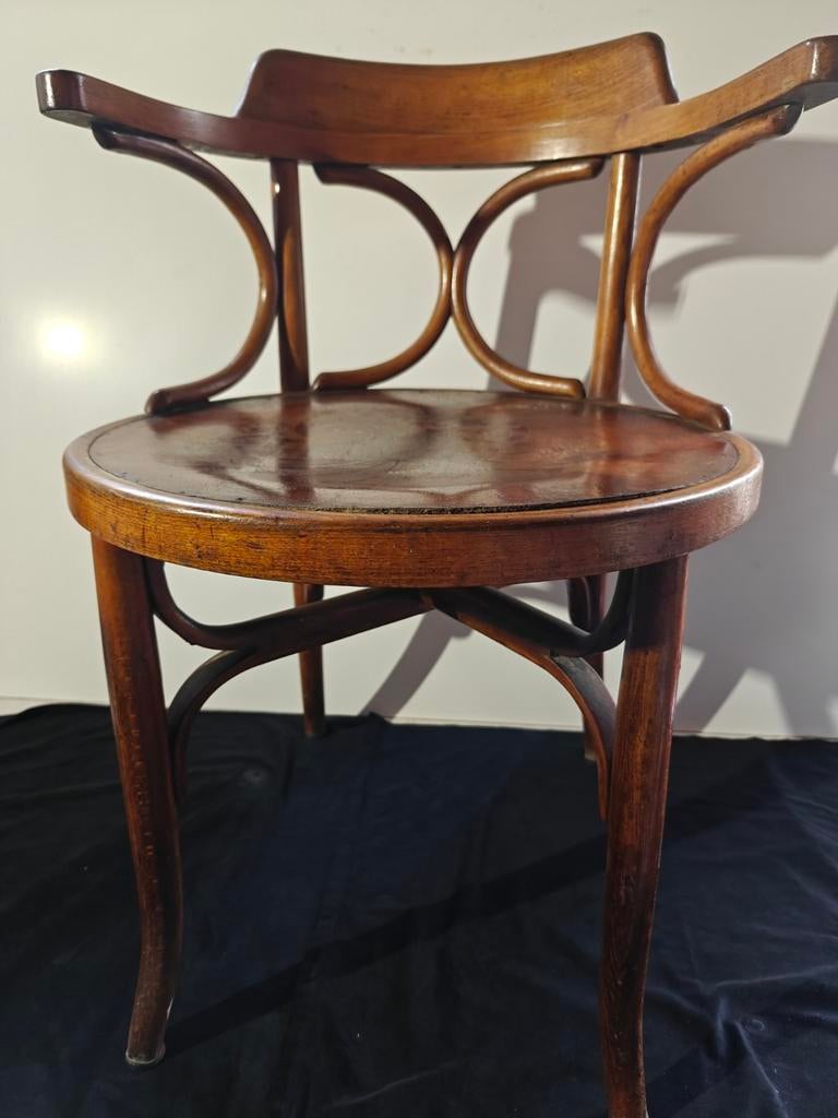 Luterma Thonet stoel met armleuningen, Antiek en Kunst, Antiek | Meubels | Stoelen en Sofa's, Ophalen