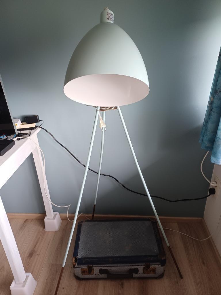 VINTAGE Vloerlamp, Ophalen, 100 tot 150 cm, Zo goed als nieuw, Metaal