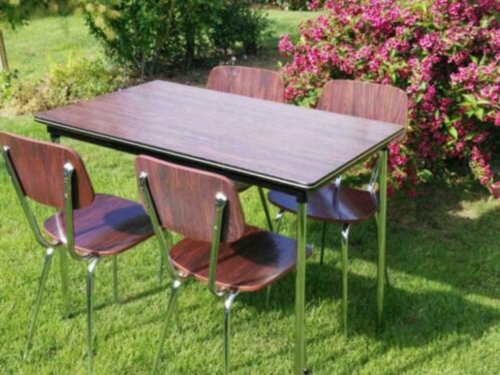 table de cuisine et 4 chaises vintage, Enlèvement, Comme neuf