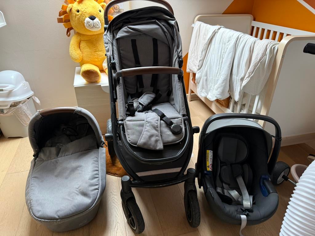 Poussette 3 en 1 tout terrain, Kinderen en Baby's, Zo goed als nieuw, Met autostoeltje, Ophalen, Kinderwagen