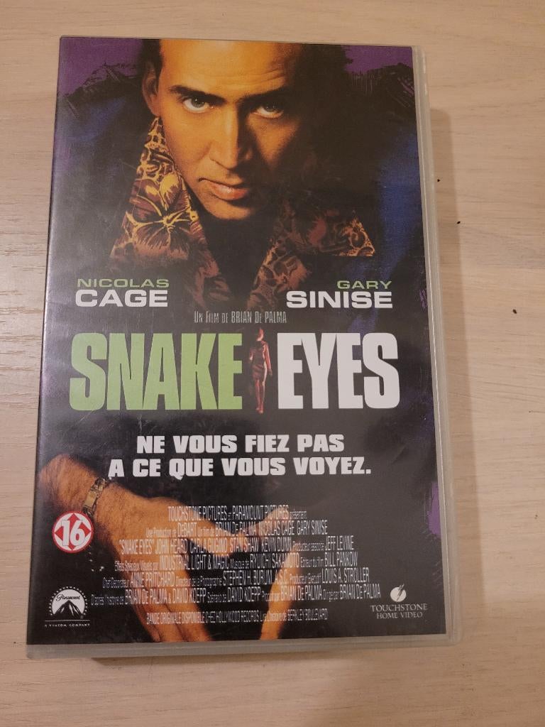 k7 vhs Snake Eyes, Enlèvement ou Envoi, Comme neuf, Thrillers et Policier