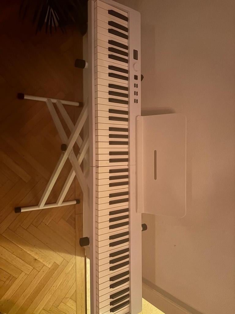 Piano keyboard, Ophalen, Zo goed als nieuw