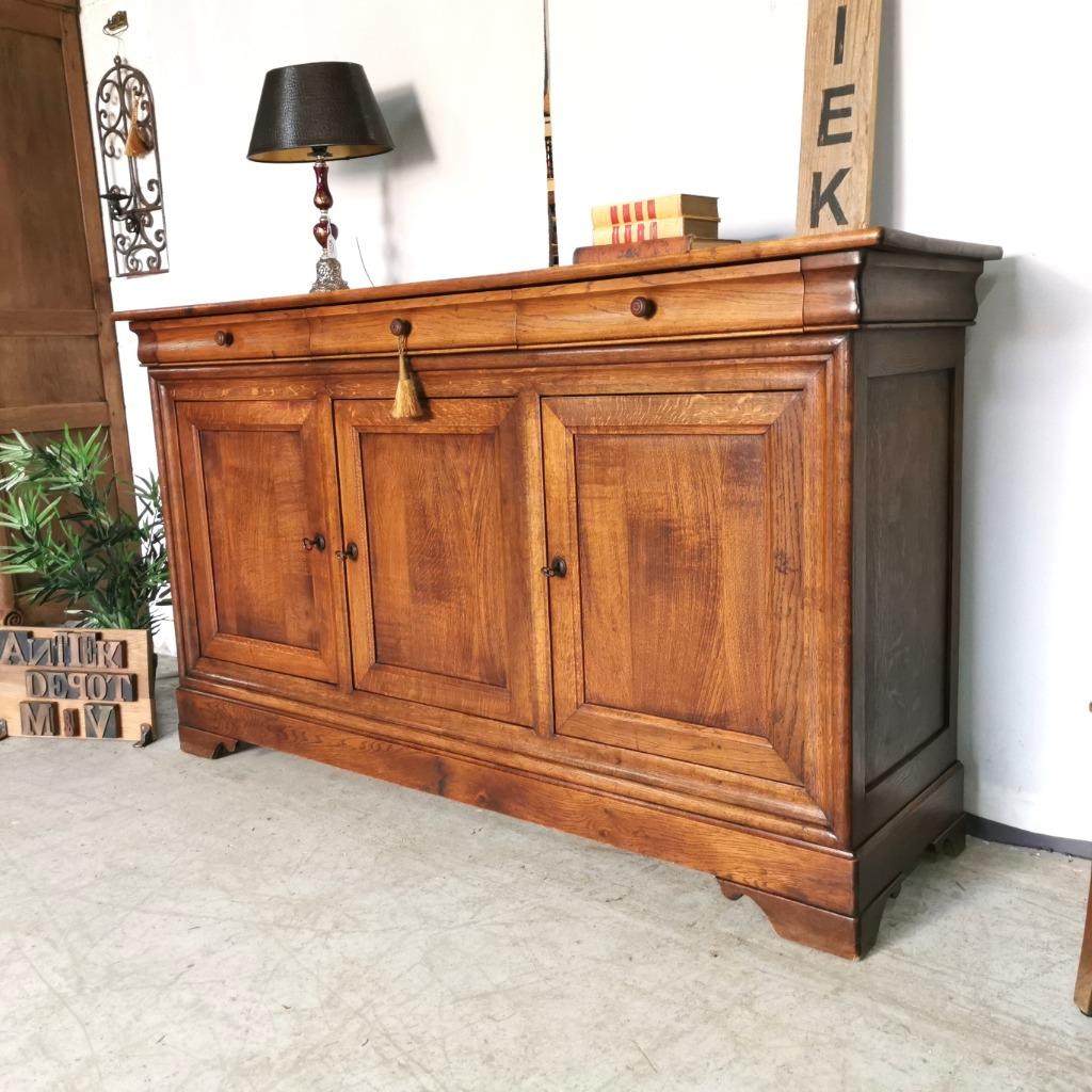Buffet ancien long Louis Philippe 3 portes L 192 H 111, Antiquités & Art, Curiosités & Brocante, Enlèvement