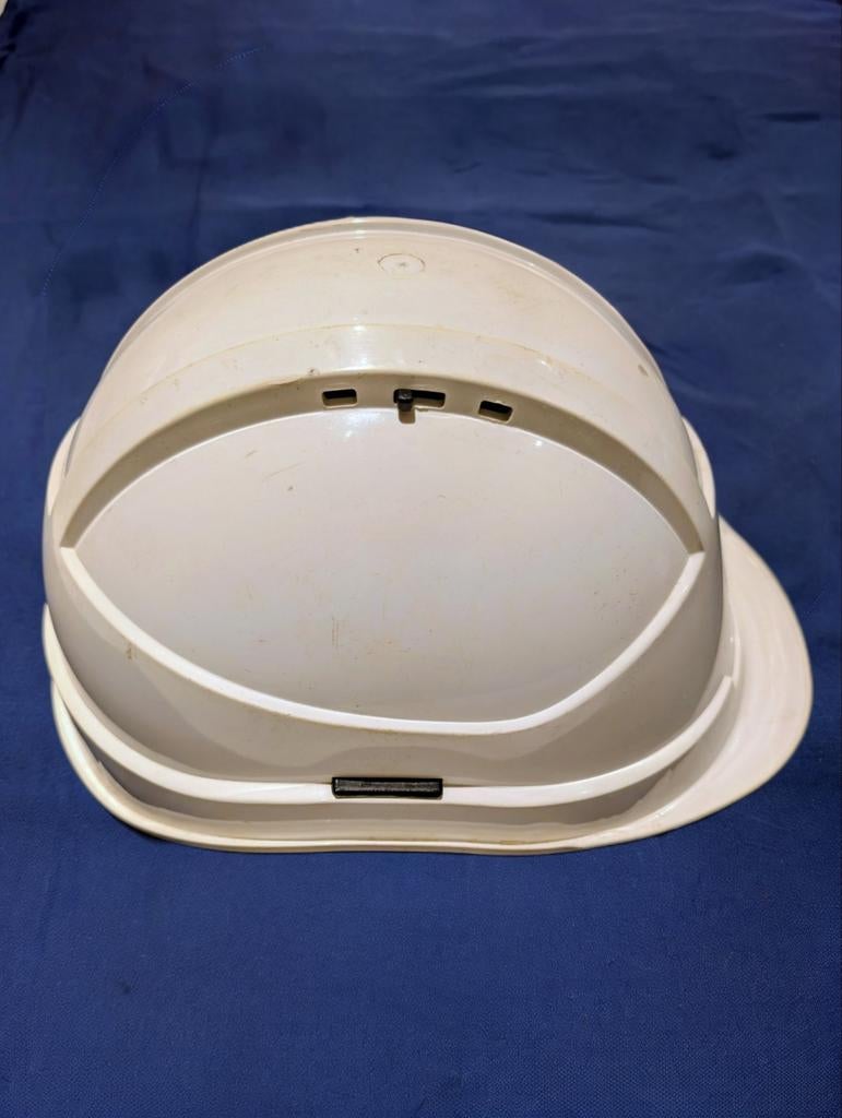 Casque de sécurité chantier blanc - Tour de tête réglable., Bricolage & Construction, Enlèvement ou Envoi, Avec visière, Utilisé