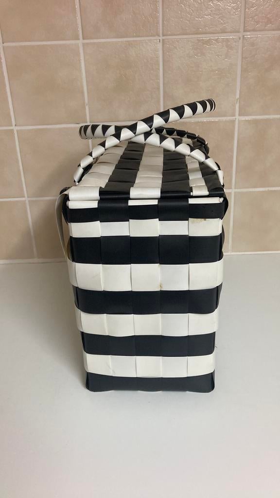Fietstas 40x30x20. Zwart-wit geblokt, Ophalen, 40 tot 60 cm, 20 tot 30 cm, Wit