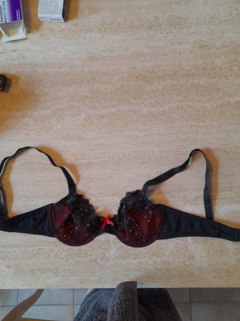 Soutien-gorge 3/4 en rouge/noir et strass de la marque BodyF, Bodyflirt, Enlèvement ou Envoi, Rouge, Soutien-gorge