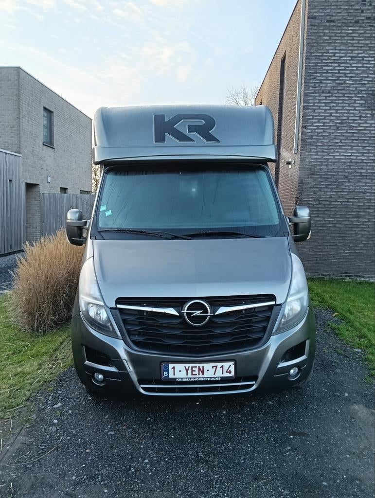 Paardecamionette te koop tweepaards krismar, Particulier