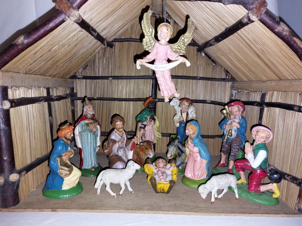 Handgemaakte kerststal met onbreekbare kerstfiguren, Diversen, Ophalen of Verzenden
