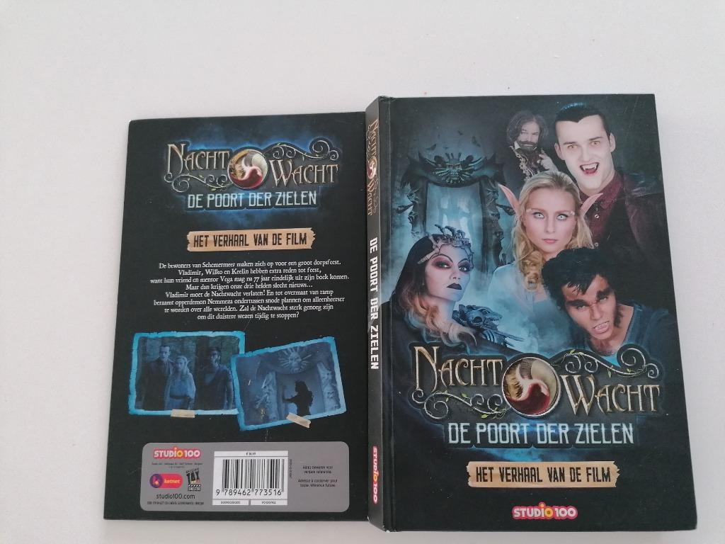 Boek nachtwacht :de poort der zielen., Ophalen of Verzenden, Zo goed als nieuw, Fictie algemeen