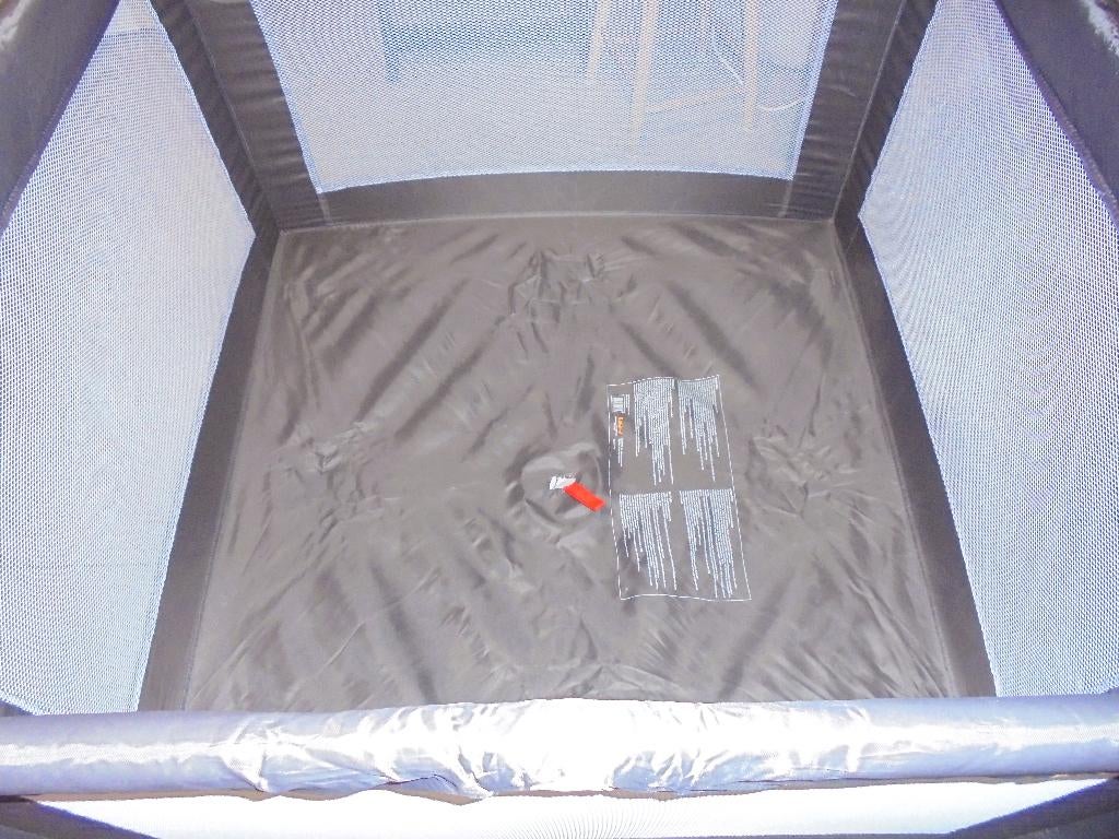park met extra matras en verhoging, wc brilletje en potje, Kinderen en Baby's, Babyparken, Ophalen, Zo goed als nieuw, Vierkant