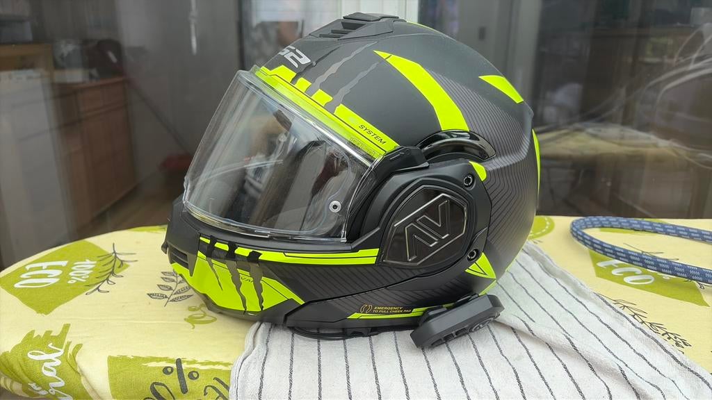 Helm moto, Motoren, Ophalen