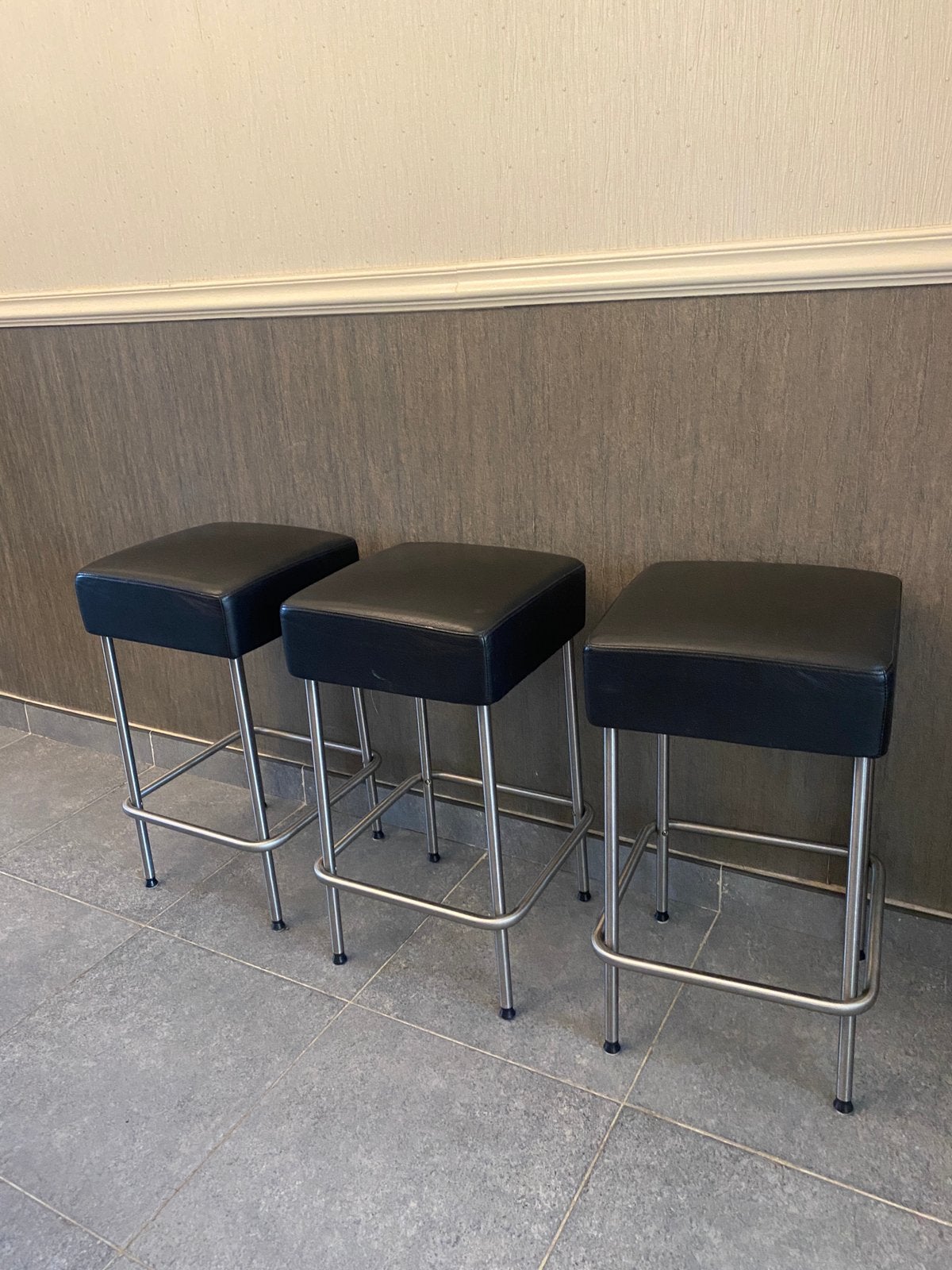 Lot de 3 tabourets Ikea julius vintage, Maison & Meubles, 3 tabourets, Enlèvement, Utilisé, Cuir