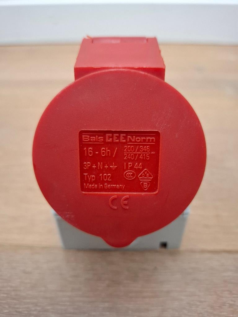 Stopcontact 16A 5-Polig - BALS - NIEUW, Doe-het-zelf en Bouw, Elektriciteit en Kabels, Verzenden, Nieuw, Stopcontact