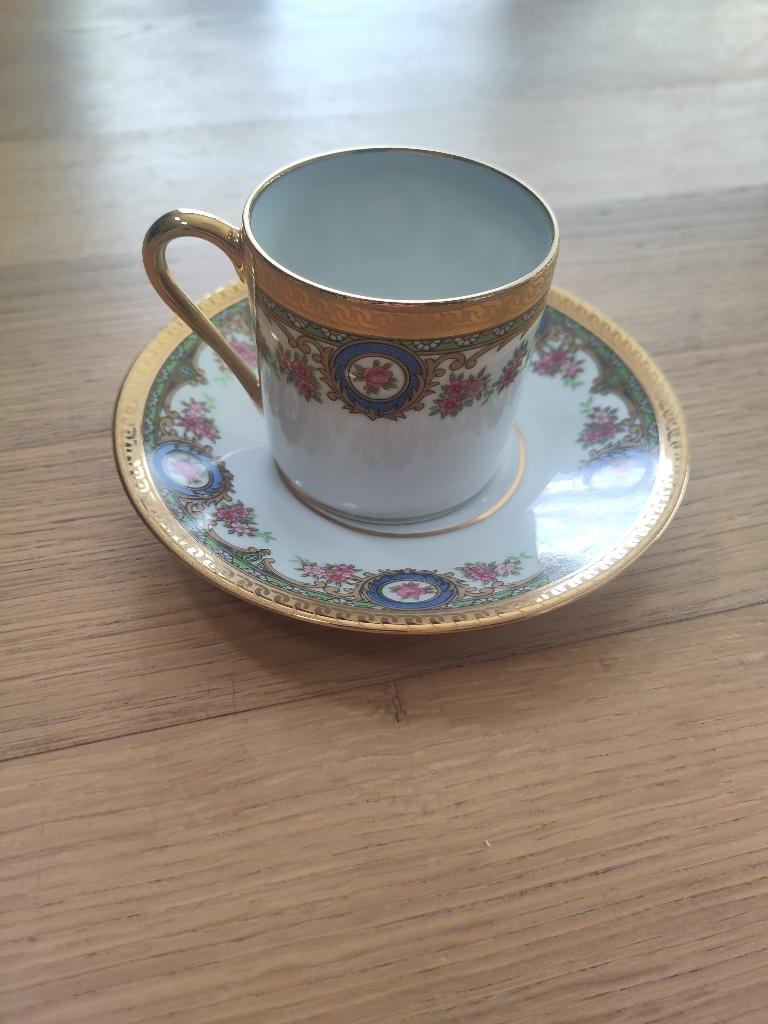 Tasse à expresso et soucoupe Legle Limoges France, Antiquités & Art, Enlèvement ou Envoi