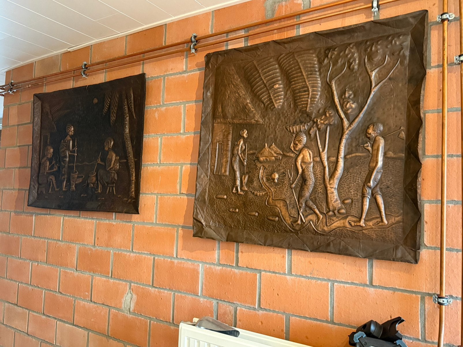 Prachtige handgemaakte wandreliëfs uit rood koper, Antiek en Kunst, Ophalen