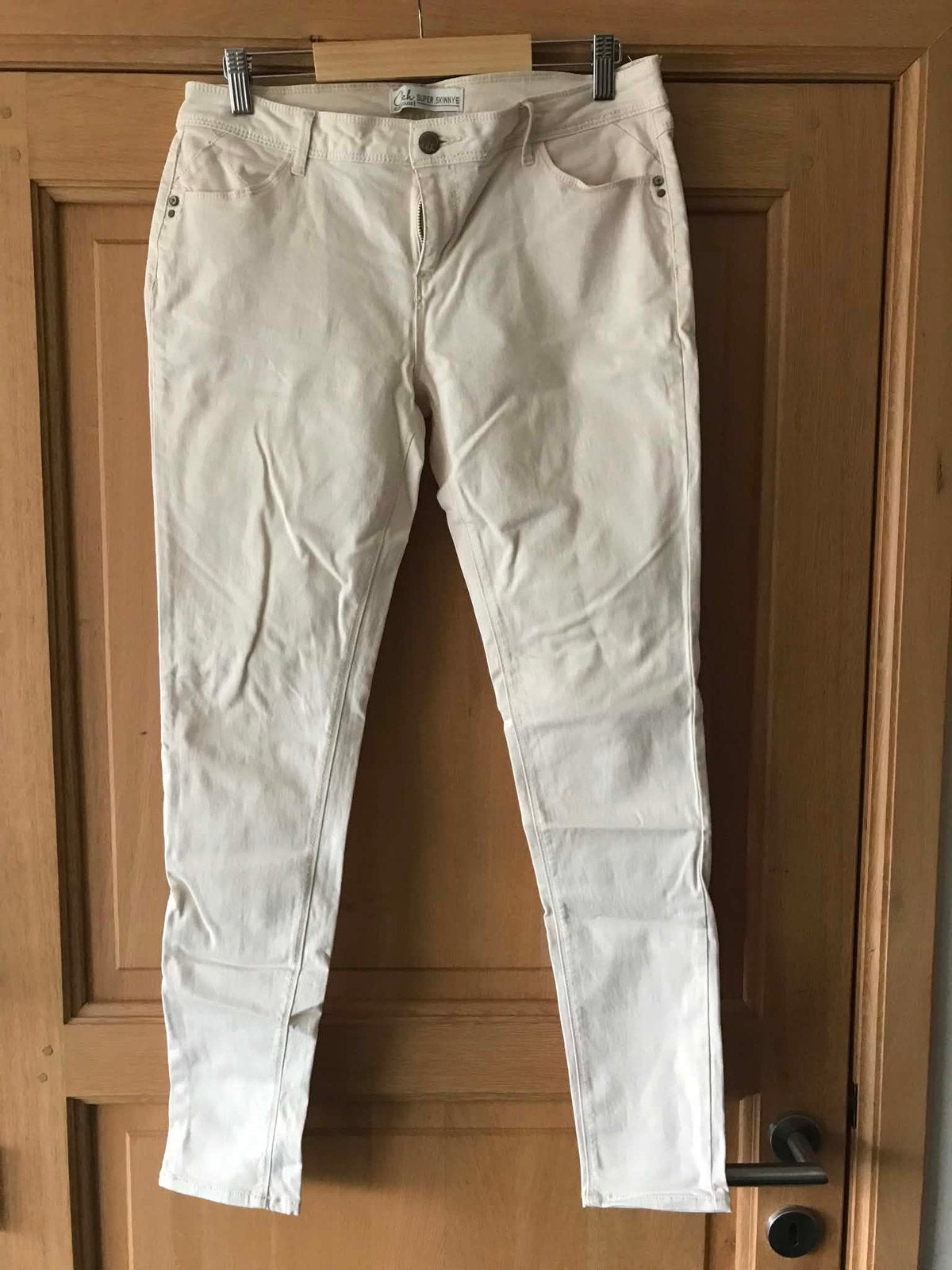 Pantalon taille 42, Vêtements | Femmes, Culottes & Pantalons, Enlèvement ou Envoi, Neuf, Taille 46/48 (XL) ou plus grande