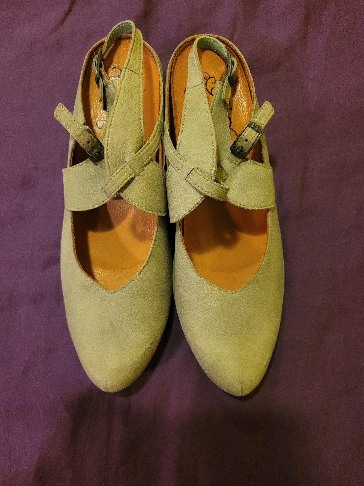 Think! Nubuck Leren Pumps Maat 41 – Pastelgroen Comfort Hak, Kleding | Dames, Pumps, Think!, Ophalen of Verzenden, Zo goed als nieuw