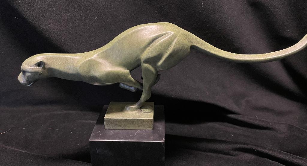Bronzen luipaard Art Deco Milo/stempel gekleurd zuiver brons, Art deco, Ophalen of Verzenden, Beeld, Groen