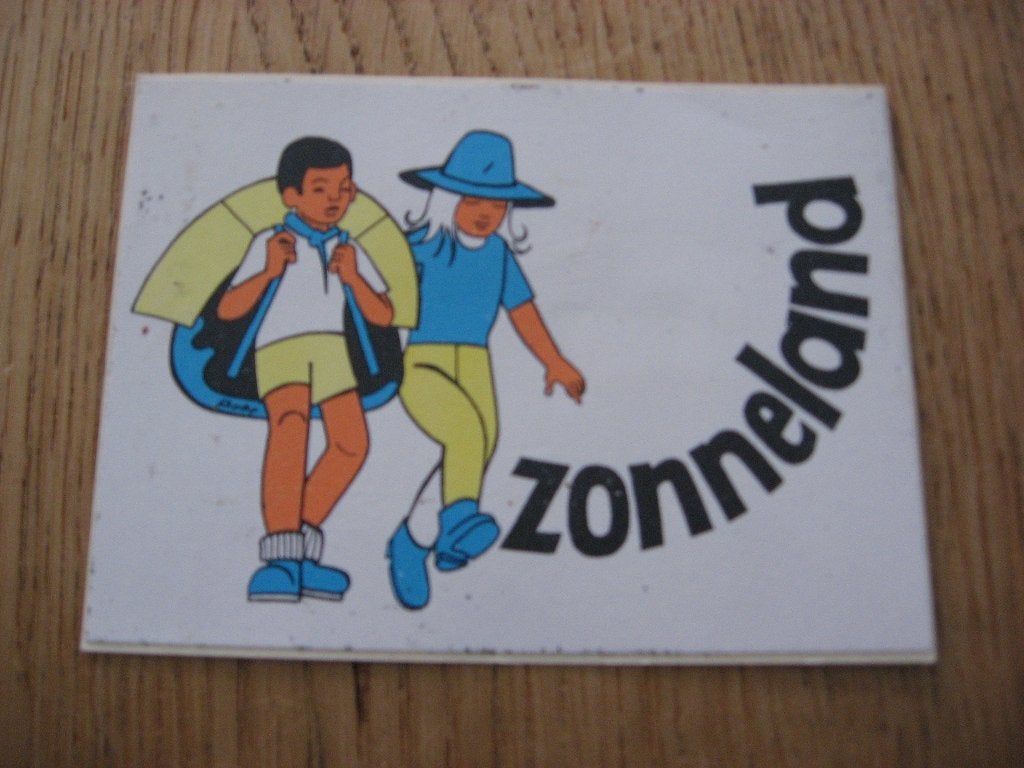 Vintage Sticker Zonneland 10 x 7 cm, Ophalen of Verzenden, Nieuw, Overige typen