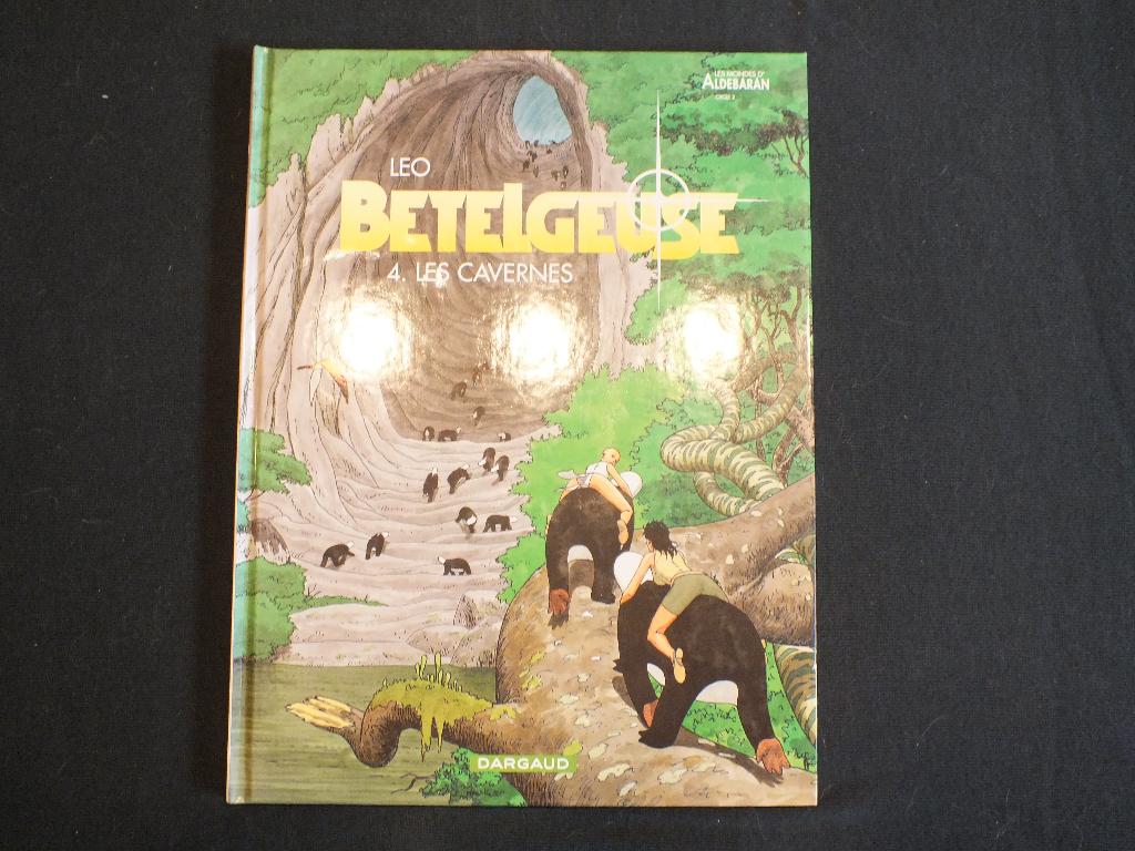 BETELGEUSE (1 ALBUM EO)        EDITIONS DARGAUD, Livres, Neuf, Enlèvement ou Envoi, Série complète ou Série, Leo.