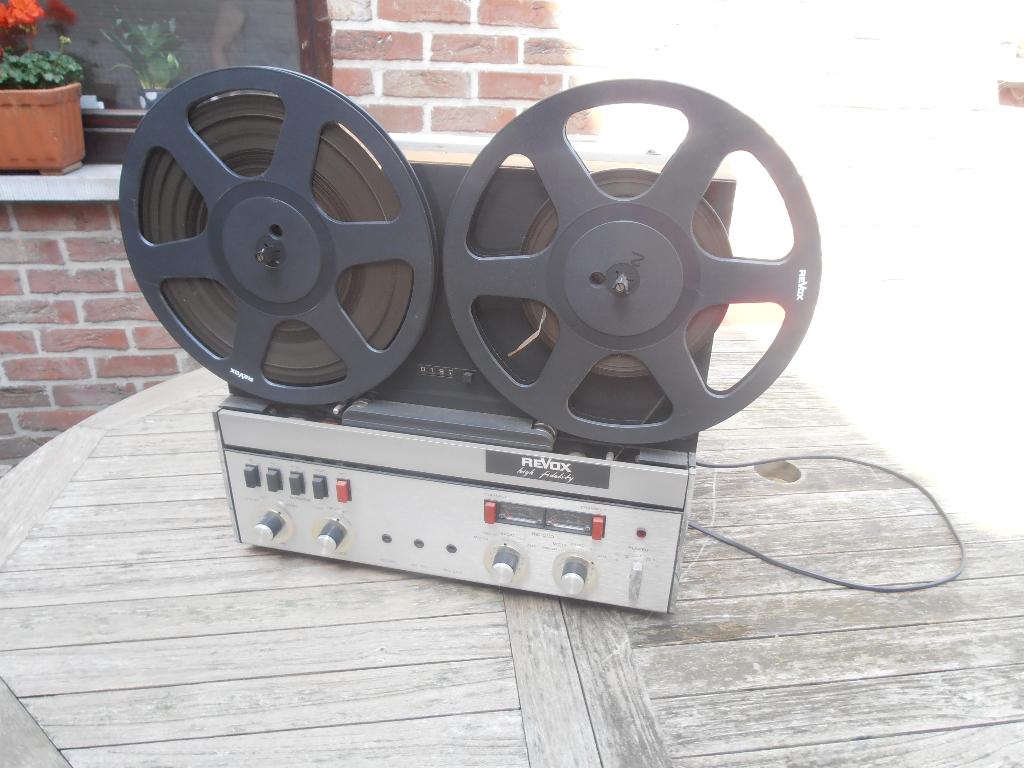 Bandopnemer Revox, Audio, Tv en Foto, Ophalen, Defecte bandrecorder, Met banden