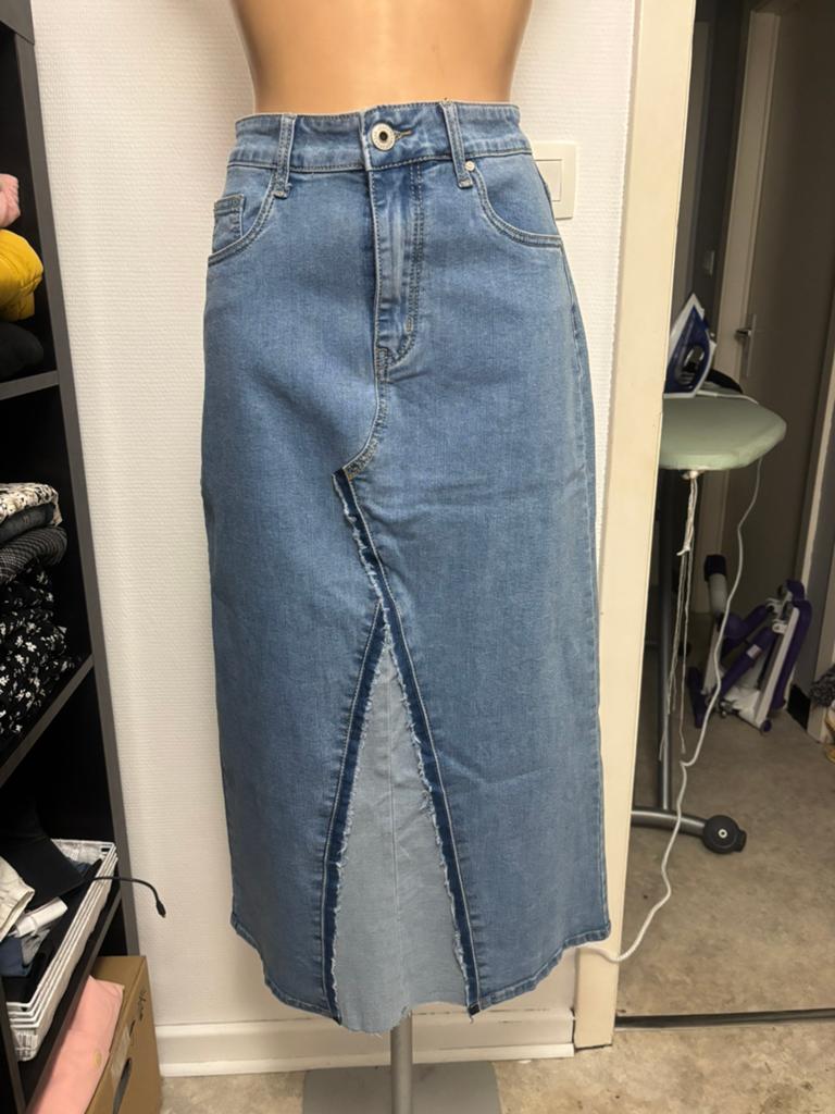Nieuwe lange spijkerrok, Kleding | Dames, Rokken, Maat 38/40 (M), Blauw, Nieuw, Ophalen of Verzenden