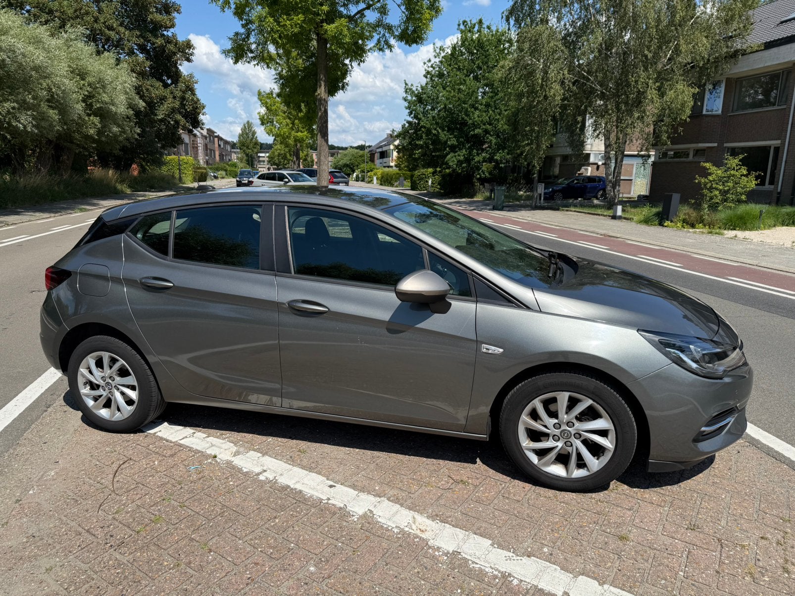 Opel Astra, USB, Stof, Zwart, Overige kleuren