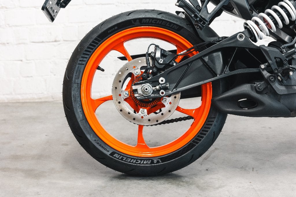 KTM DUKE 125 NAKED BIKE, Motoren, Occasion, Bedrijf, 125 cc, 11 kW of minder