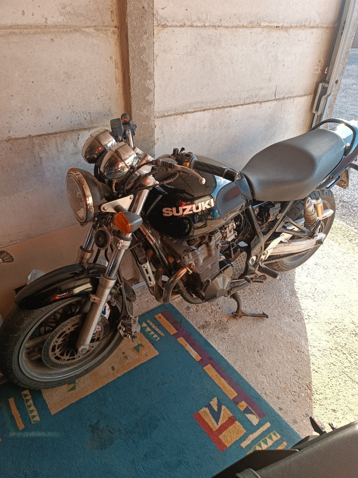 suzuki gsx 750 inazuma, Particulier
