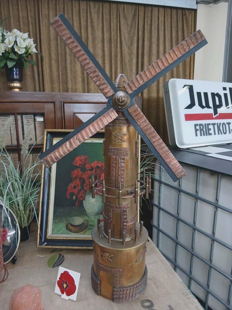 Molen van munitie, Ophalen