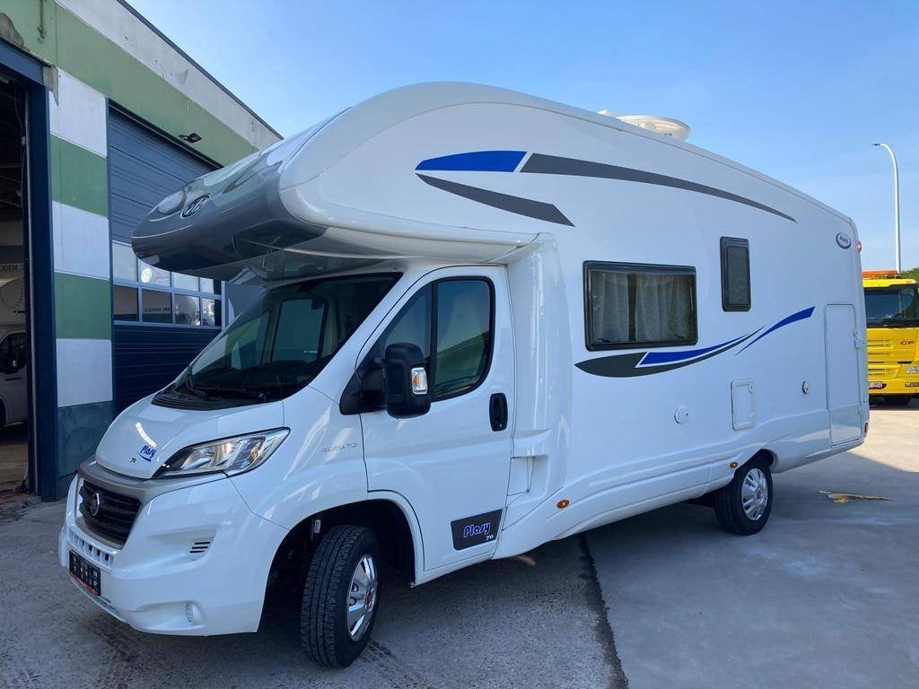 PLA Plasy 70, Caravans en Kamperen, Mobilhomes, Alkoof, Ringverwarming, 7 tot 8 meter, Particulier