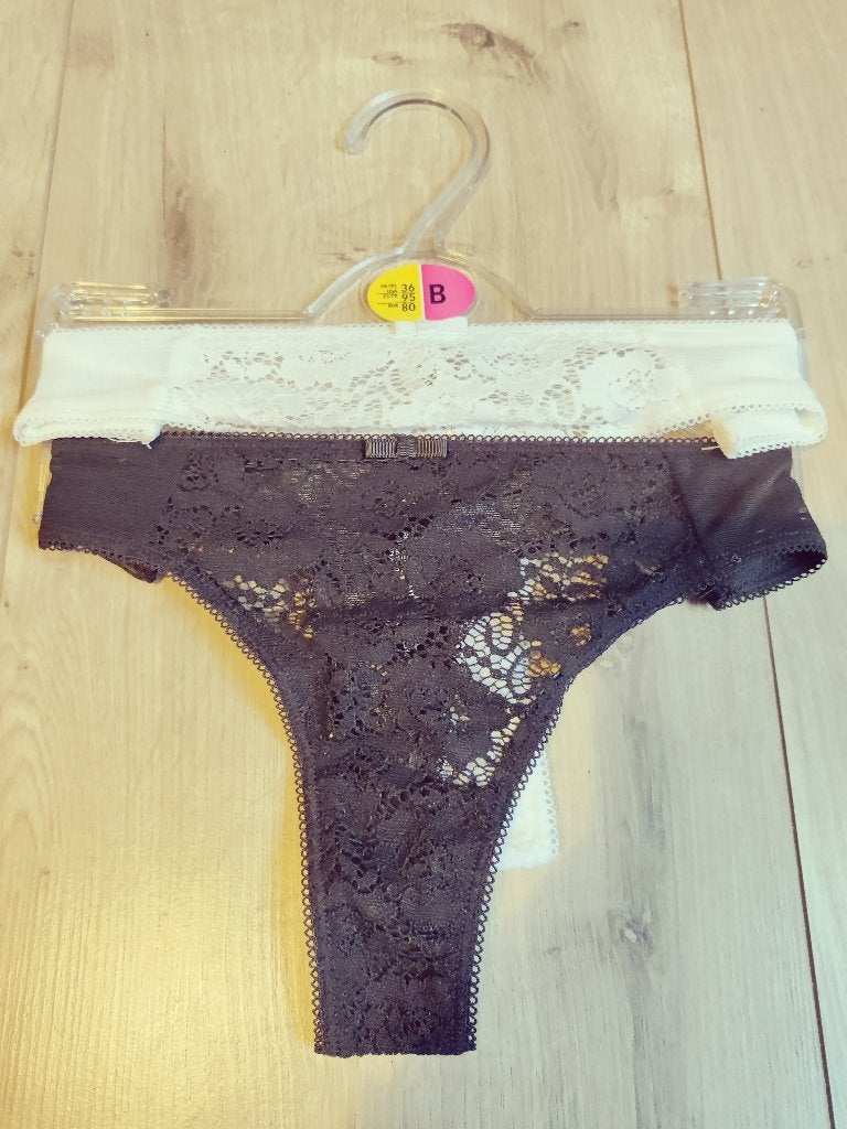 Nieuwe strings, medium, zwart en wit, Vêtements | Femmes, Sous-vêtements & Lingerie, Primark, Enlèvement ou Envoi, Noir, String