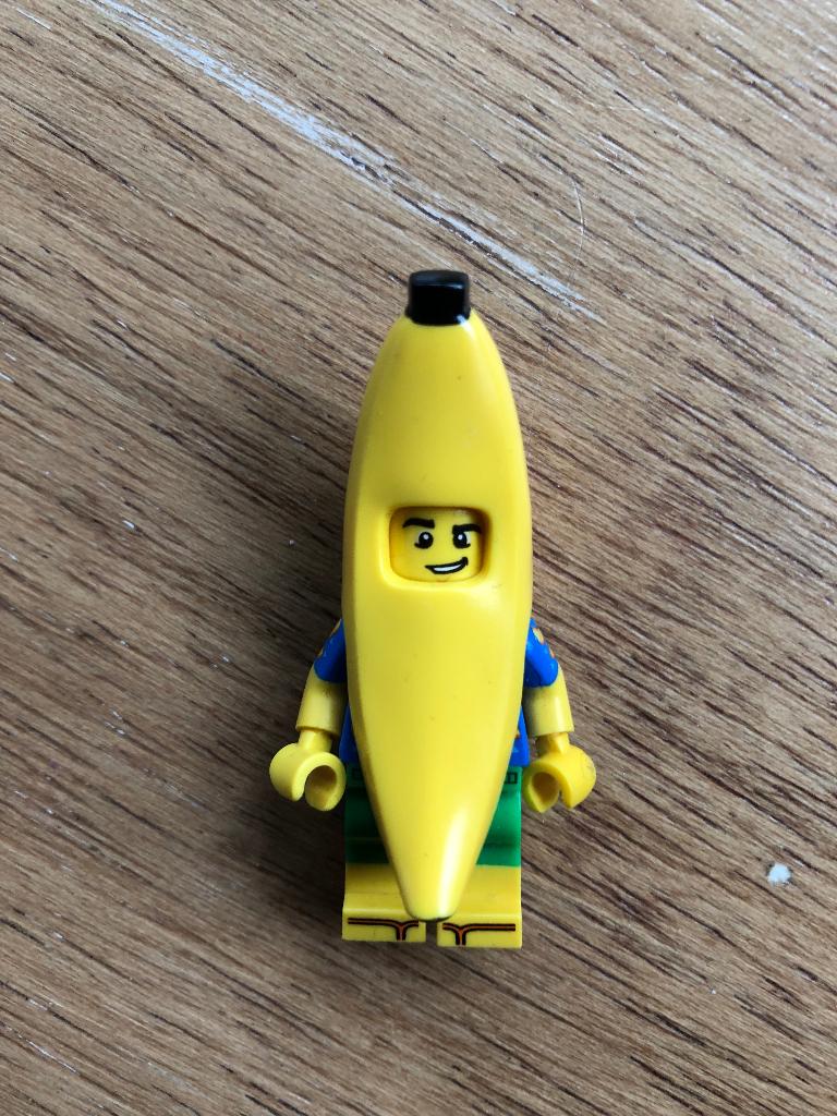 LEGO minifiguur Party Banana col330, Kinderen en Baby's, Lego, Ophalen of Verzenden, Zo goed als nieuw, Minifiguren serie