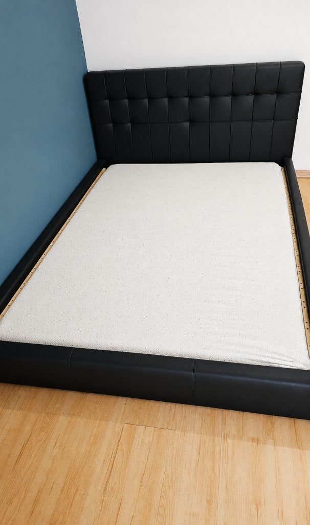 Bedframe 160x200 met medisch matras (zonder lattenbodem), Huis en Inrichting, Ophalen, Gebruikt, Tweepersoons, Matras