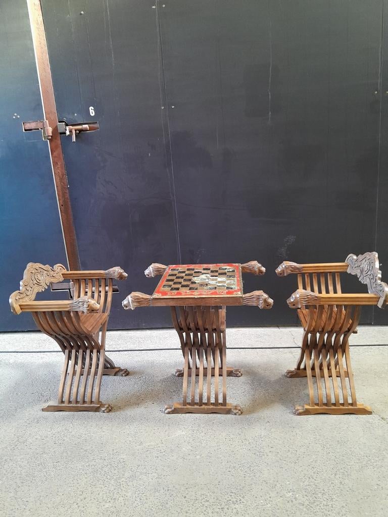 Paire de fauteuils dagobert et table de jeux voir photos, Enlèvement