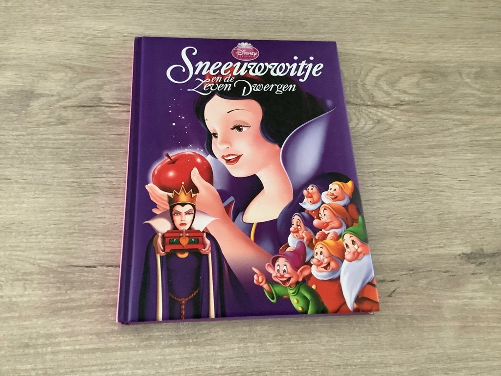 Disney Sneeuwwitje voorleesboek, Boeken, Jongen of Meisje, Ophalen of Verzenden, Zo goed als nieuw, Voorleesboek
