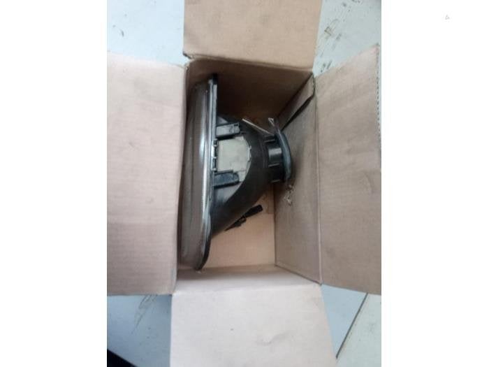 Phare droit d'un Ford Fiesta, -, -, 3 mois de garantie, -