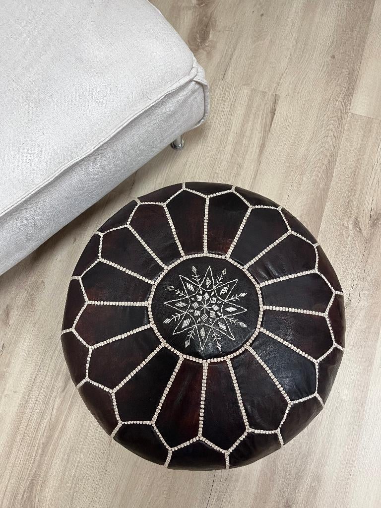 handgemaakte leren poef - stevig gevuld - donkerbruin, Huis en Inrichting, Minder dan 50 cm, Verzenden, Boho, Rond