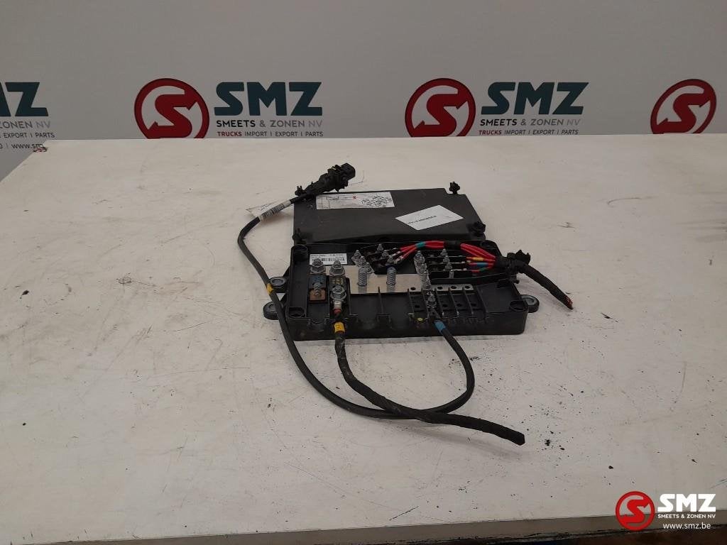 Occ calculateur Renault T 21717590 21717581, Utilisé, Renault, Électronique et Câbles
