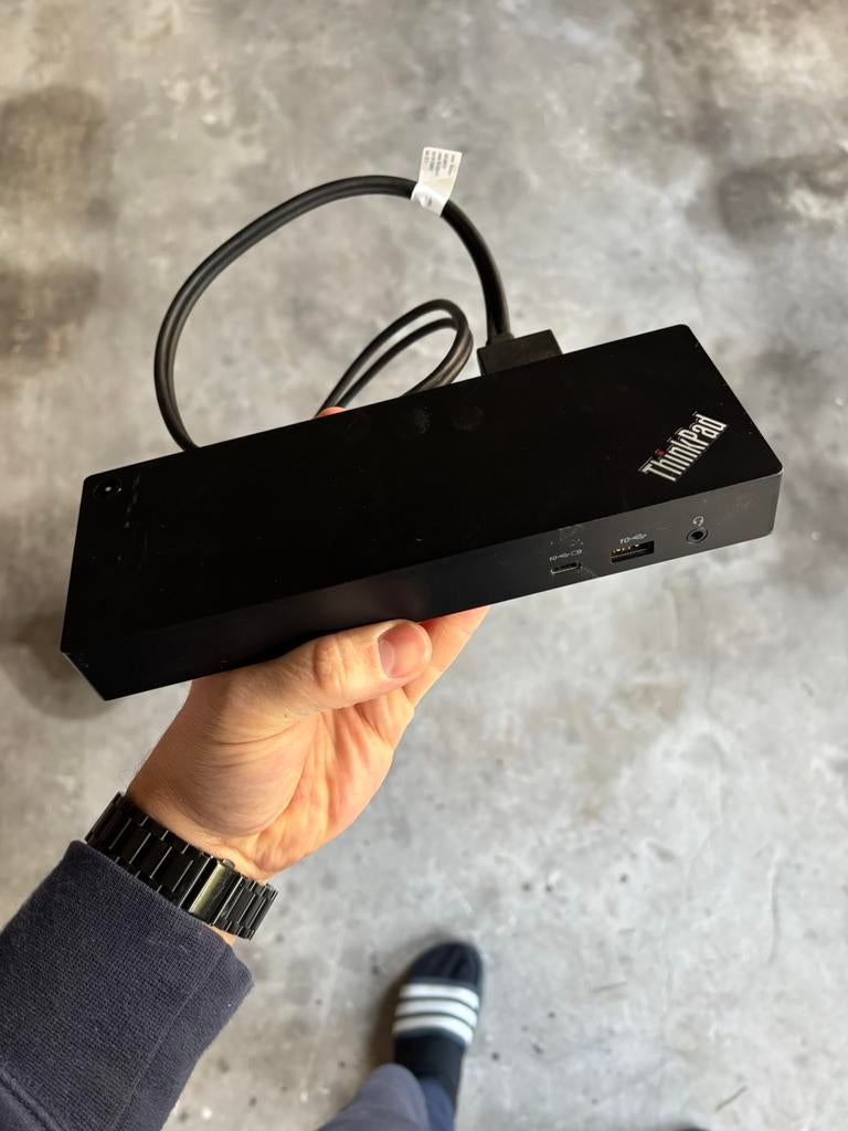 Lenovo ThinkPad Thunderbolt 4 Workstation, Enlèvement, Comme neuf, Station d'accueil, Portable